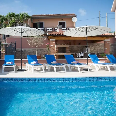 Petra Villa