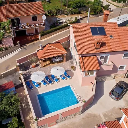 Petra Kaštelir